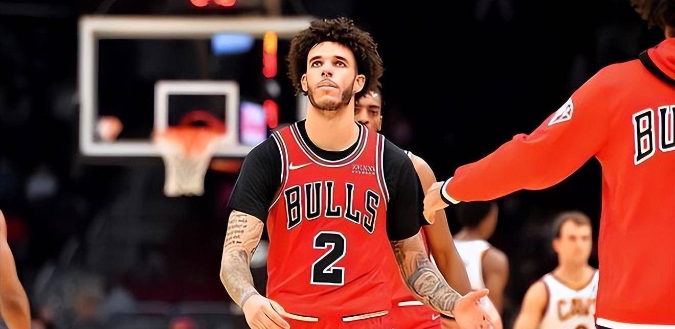 9体育-包含公牛队季后赛出局，主帅宣布引咎辞职，世界进行.的词条