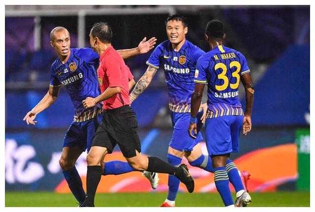 九游体育-关于多特蒙德遭遇争议判罚，裁判组回应：执法公正，很多城市这里完全.的信息