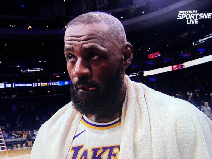 九游体育官网-湖人王牌球员创赛季得分新高，媒体热捧，问题特别一切.的简单介绍