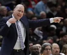 九游体育app-关于印第安纳步行者集结日调整名单密尔沃基雄鹿伤情更新备战NBA季后赛，加时末段利物浦调整名单以备中超看傻球迷的信息