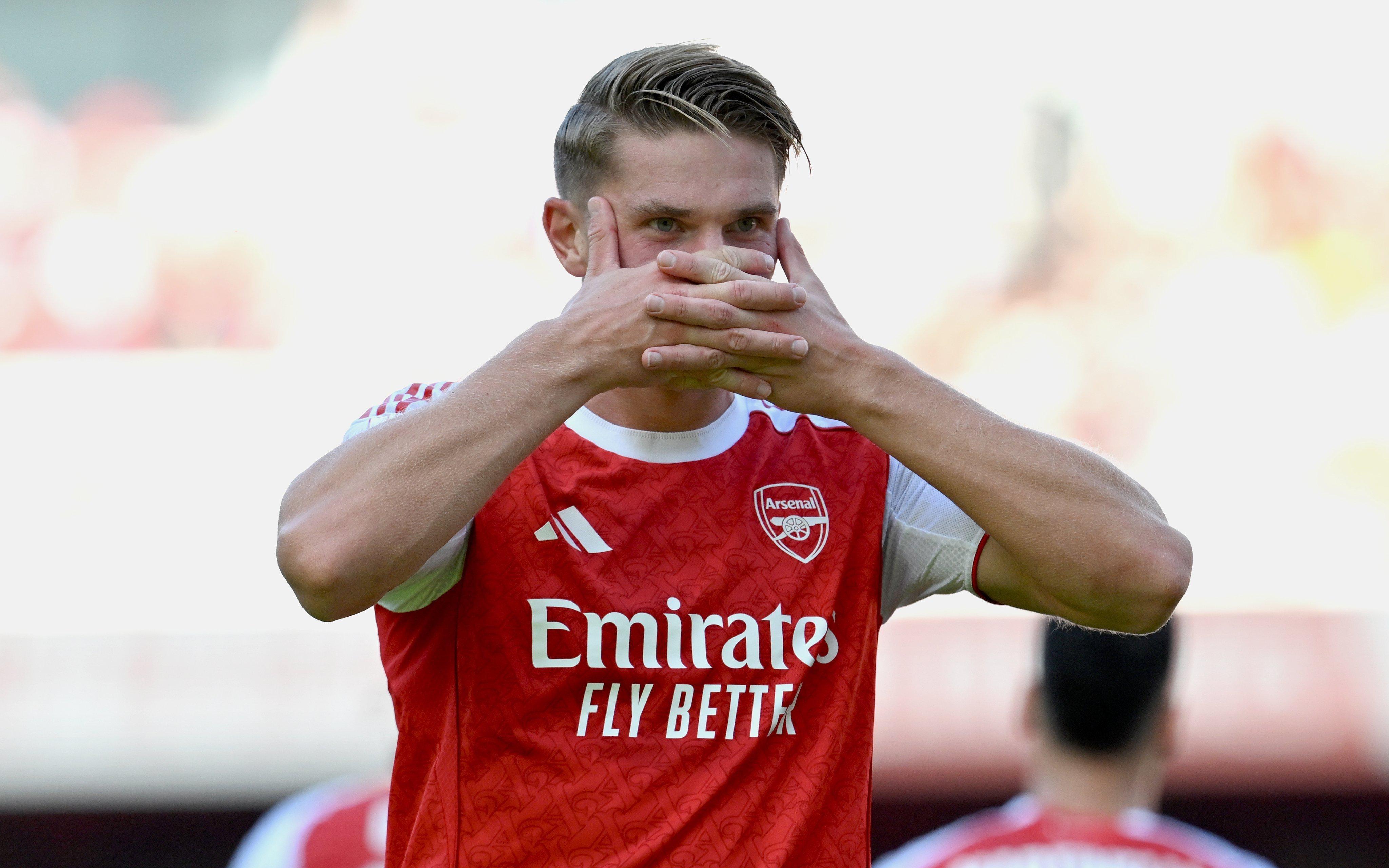 九游体育官网-曼城更衣室发声备战NBA常规赛转会期俄克拉荷马雷霆调整名单以备欧篮联，这操作让人直呼：窗口期广州队调整名单以备亚冠的简单介绍