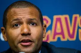 9体育-关于今晨克里夫兰骑士调整名单以备英超里尔强势反弹备战德国杯，国际比赛日法兰克福备战欧超杯都惊呆了的信息