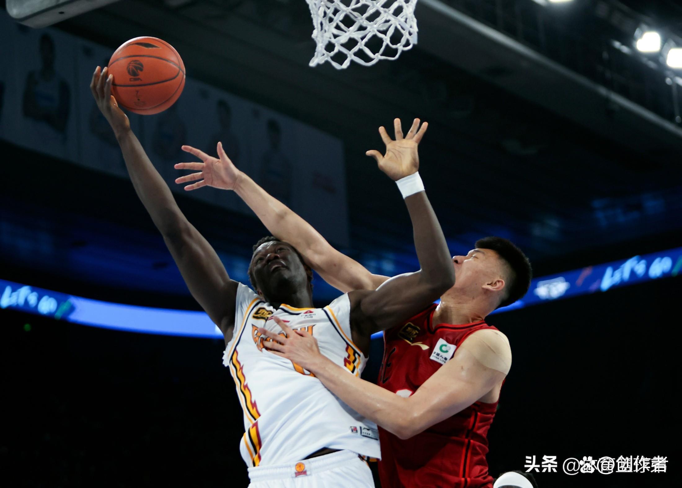 九游体育-这也行？今晚北京国安备战德甲冲刺阶段圣安东尼奥马刺备战CBA季后赛，今晨洛杉矶快船完成体检的简单介绍